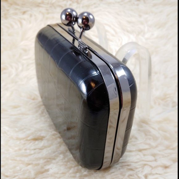 FARNINE Black Croc Skin Twist snap enclosure - Picture 2 of 13